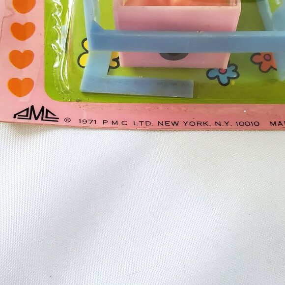 VTG 1971 Itty Bitty Baby Doll Soft 2" Cuddle Doll With Accessory New In Package - Picture 4 of 11